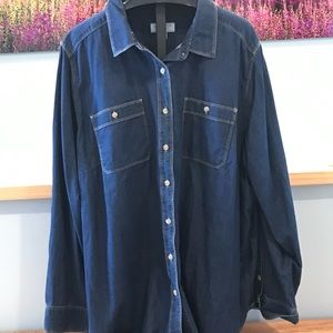 Liz Claiborne Denim button up shirt. 3x